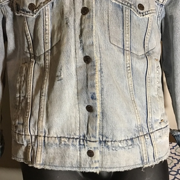 😎Levi’s faux fur collar jacket, size small, distressed, great cond. see photos - Picture 3 of 6